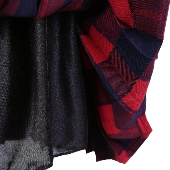 Urban Coco Red and Navy Plaid Mini Skirt Size Small NWT - Picture 4 of 8